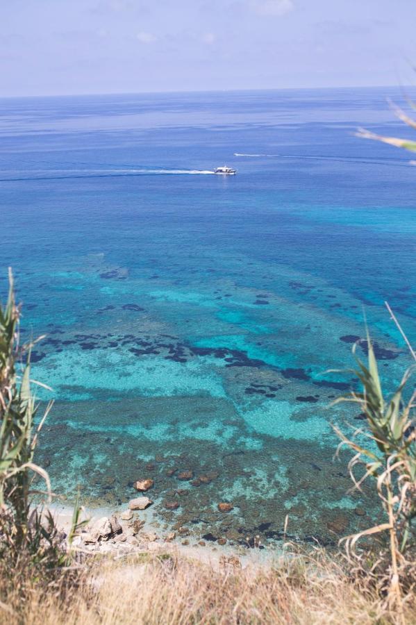 B&B Il Cavaliere Tropea Santa Domenica  Eksteriør billede